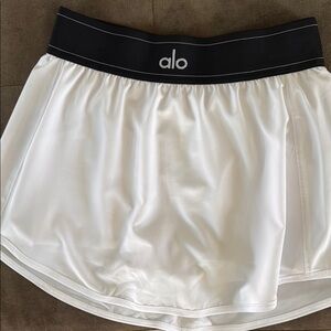 ALO Yoga Match Point tennis skirt black/white